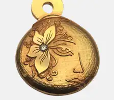 Laser Engraving on Gold Pendant 