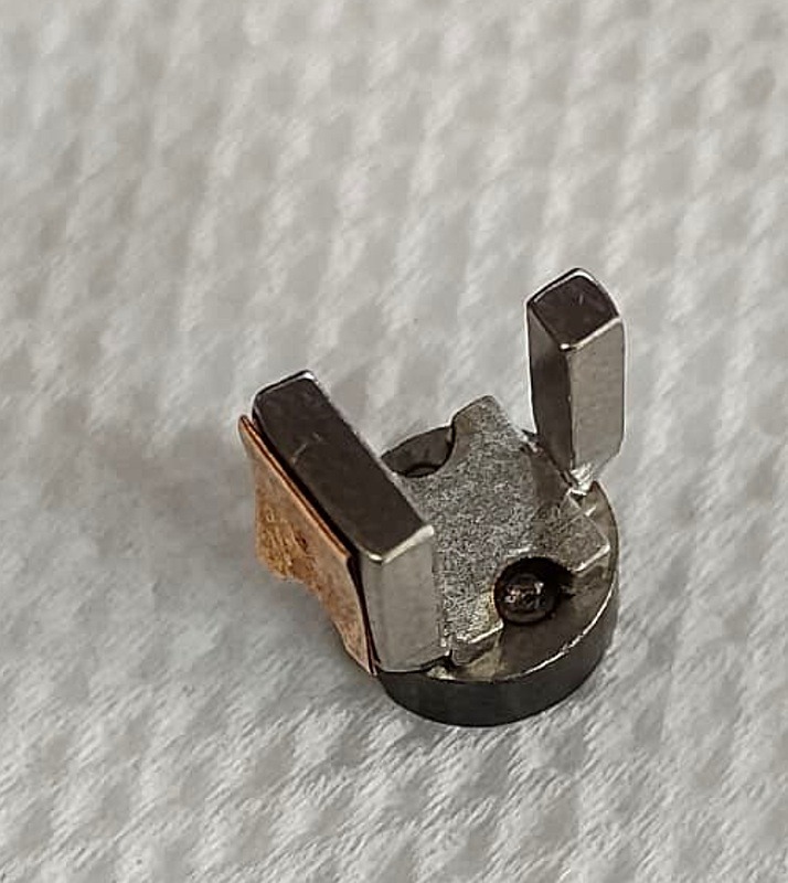 laser-welded-steel-bracket-and-magnet-assembly-produced-by-markoweld-fiber-laser-welding-machine
